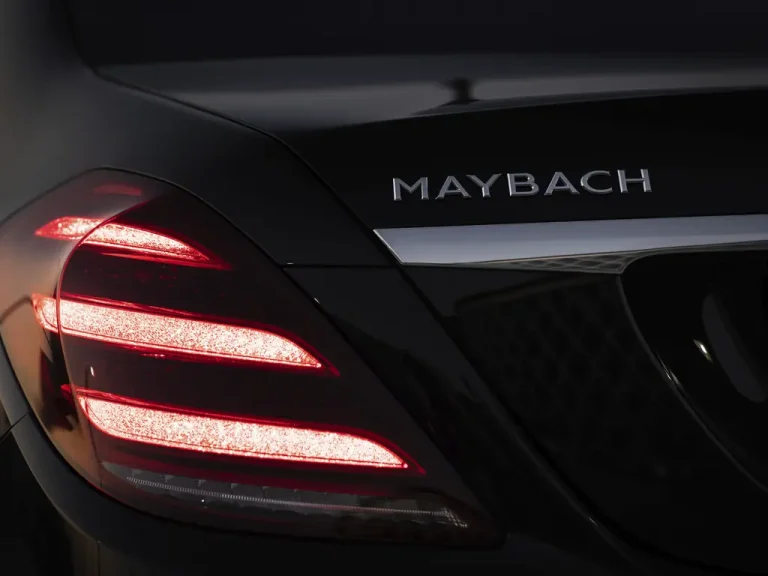 Mercedes Maybach S560 2020 z
