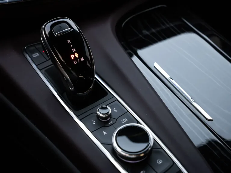 Cadillac Escalade V 8