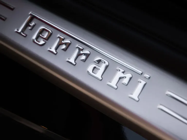 Ferrari Portofino 14