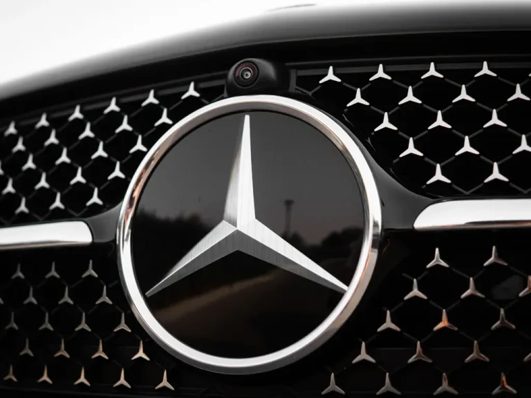 Mercedes C300 Black 3