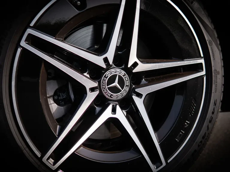 Mercedes C300 Black 4