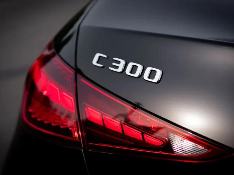 Mercedes C300 Black 5