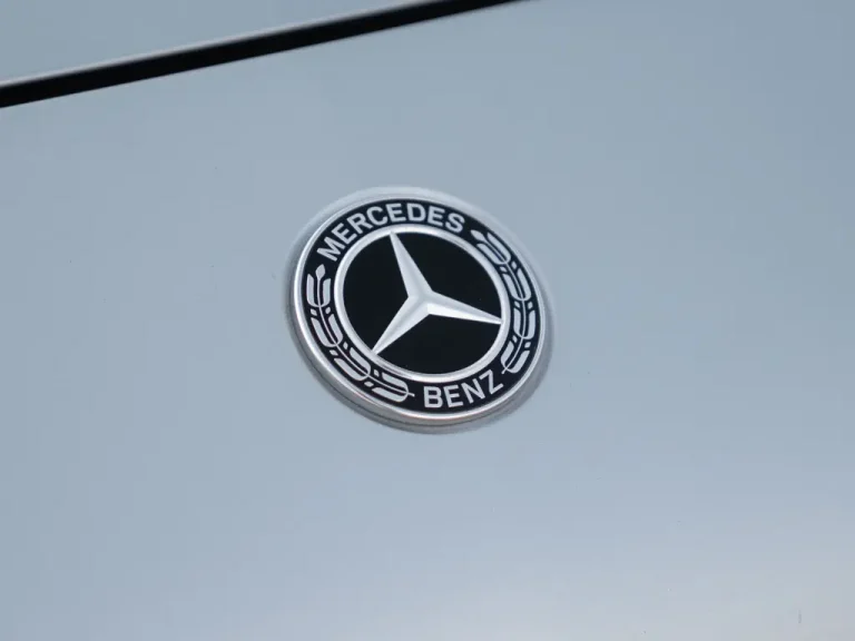 Mercedes C300 Silver 3