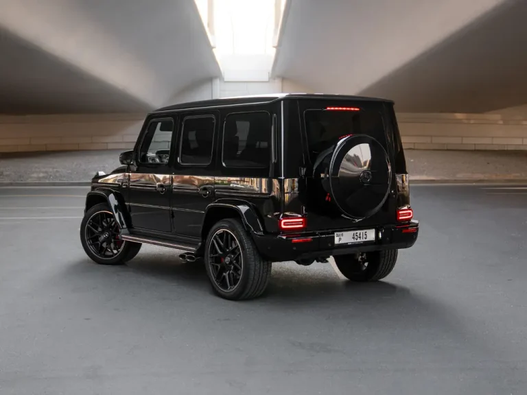 Mercedes G63 0