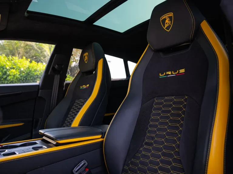lamborghini Urus Black matt 15