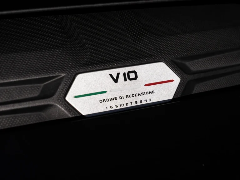 Lamborghini Huracan Evo Orange 10