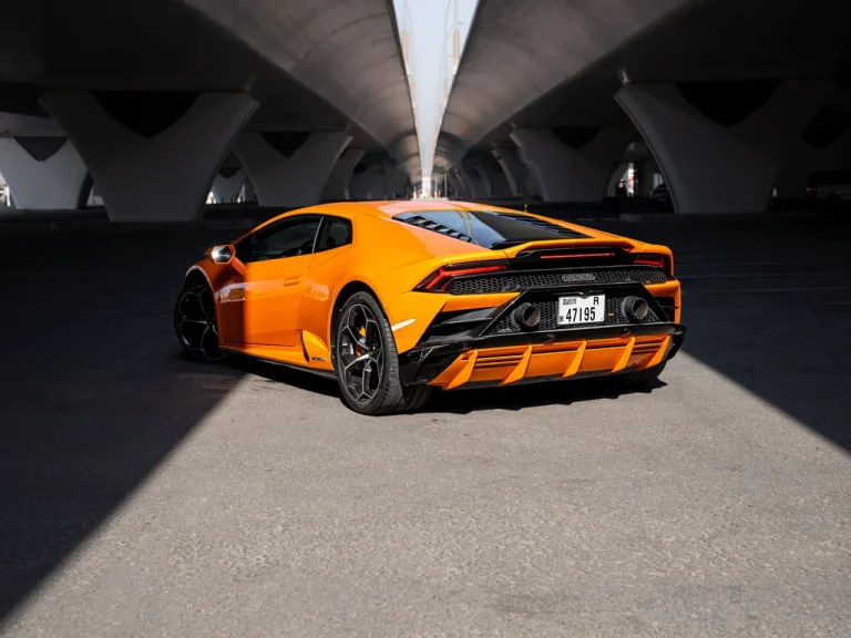 Lamborghini Huracan Evo Orange 2