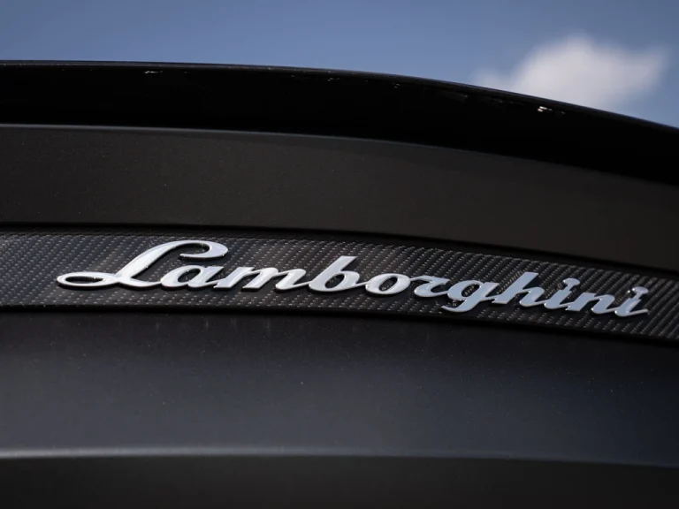 Lamborghini Urus Dark Grey 4