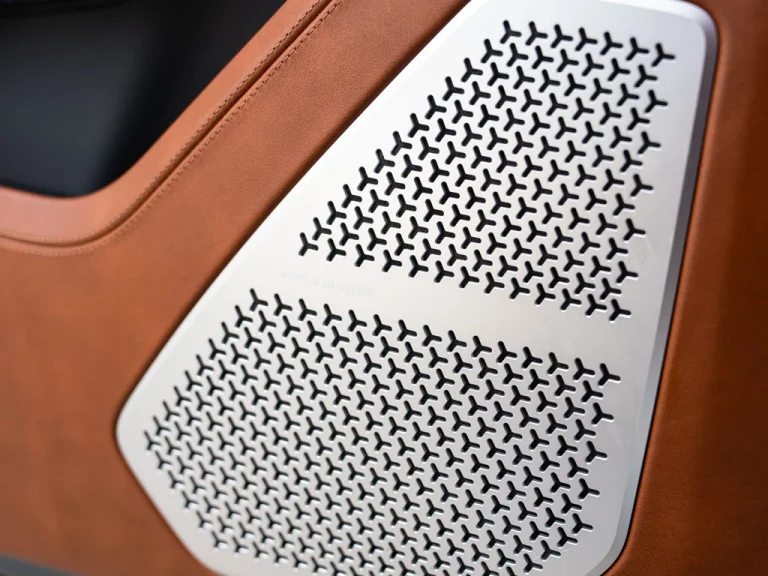 Lamborghini Urus Dark Grey 6