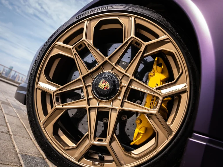 Porsche 911 Turbo d Purple 5