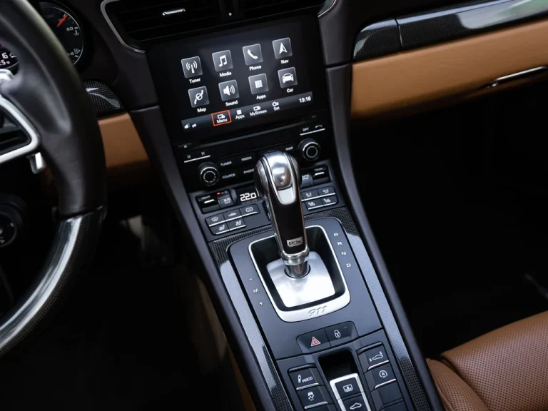 Porsche 911 Turbo d Purple 8