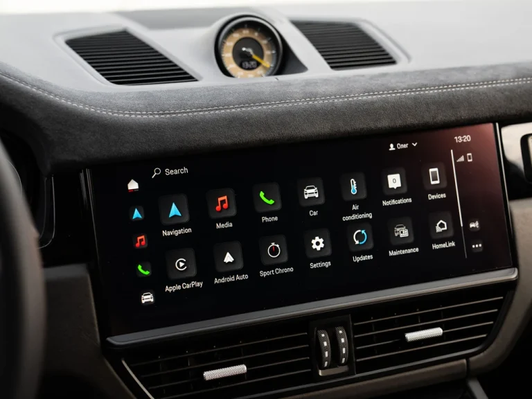 Porsche Cayenne Turbo GT 8