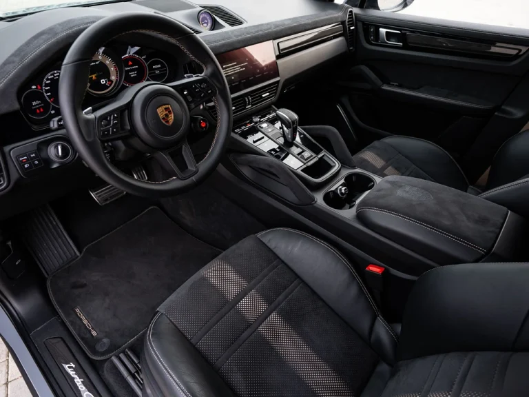 Porsche Cayenne Turbo GT 9