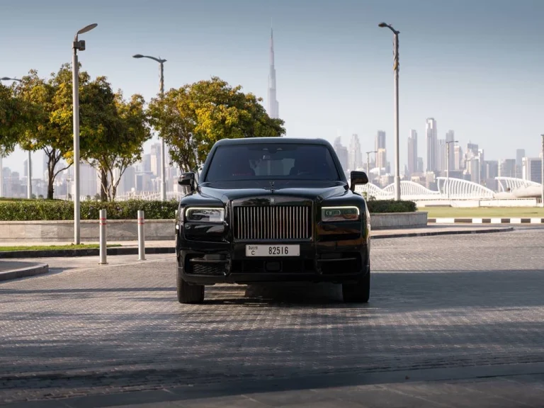 RR Cullinan Black 2023 Orange 3